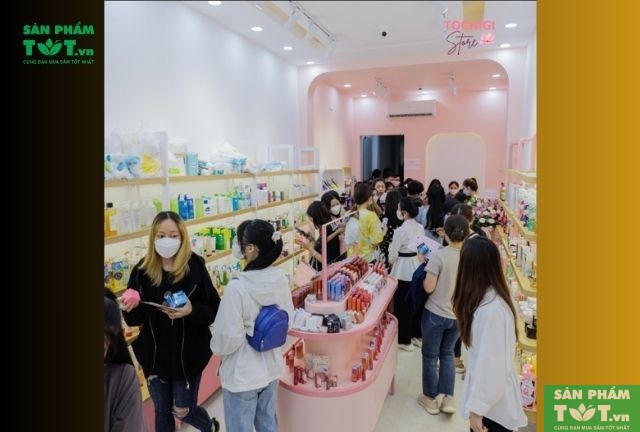 Tochigi Store phân phối son Romand chính hãng