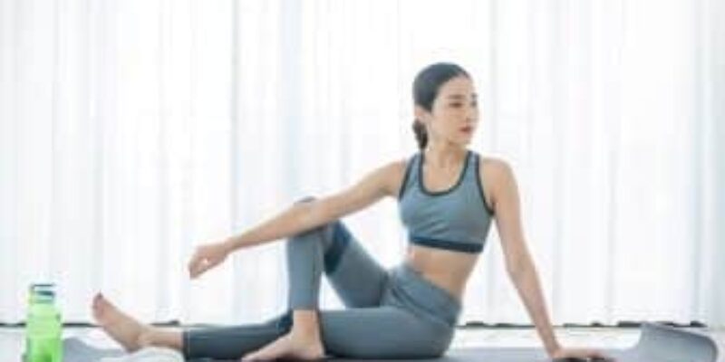 6 Dụng cụ tập Yoga cần thiết nhiều người sử dụng